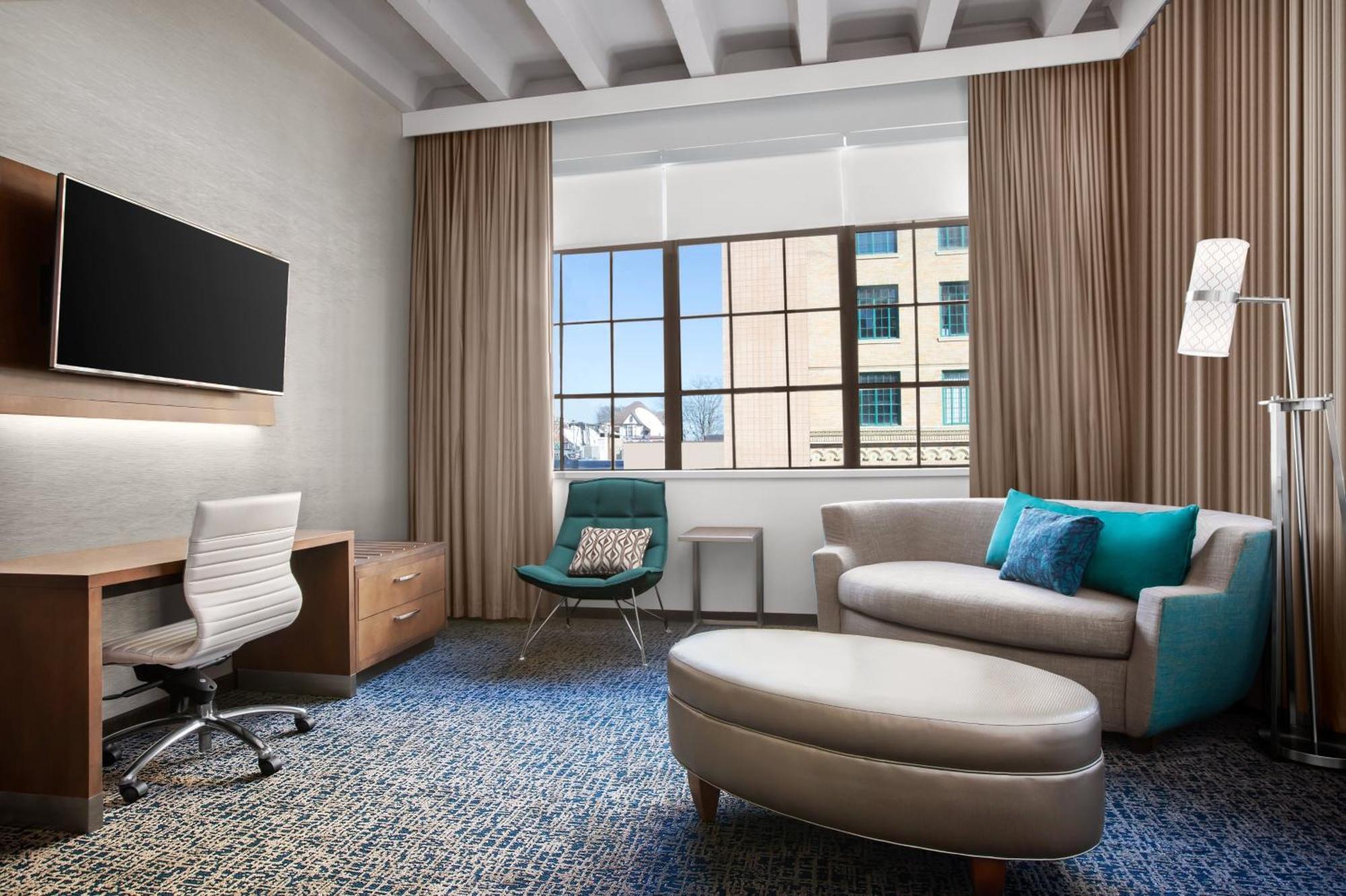 Отель Courtyard By Marriott Cape Girardeau Downtown Экстерьер фото