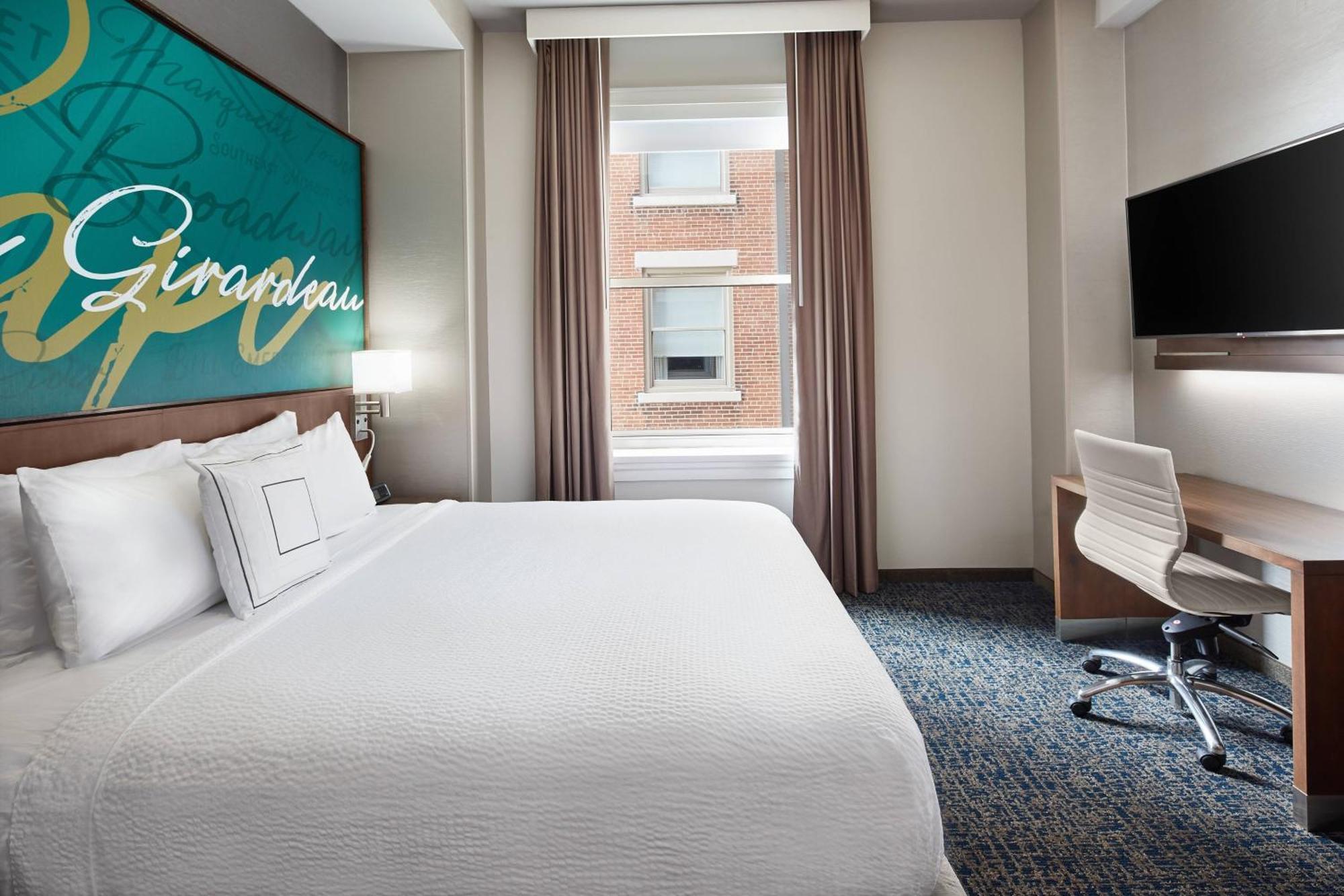 Отель Courtyard By Marriott Cape Girardeau Downtown Экстерьер фото