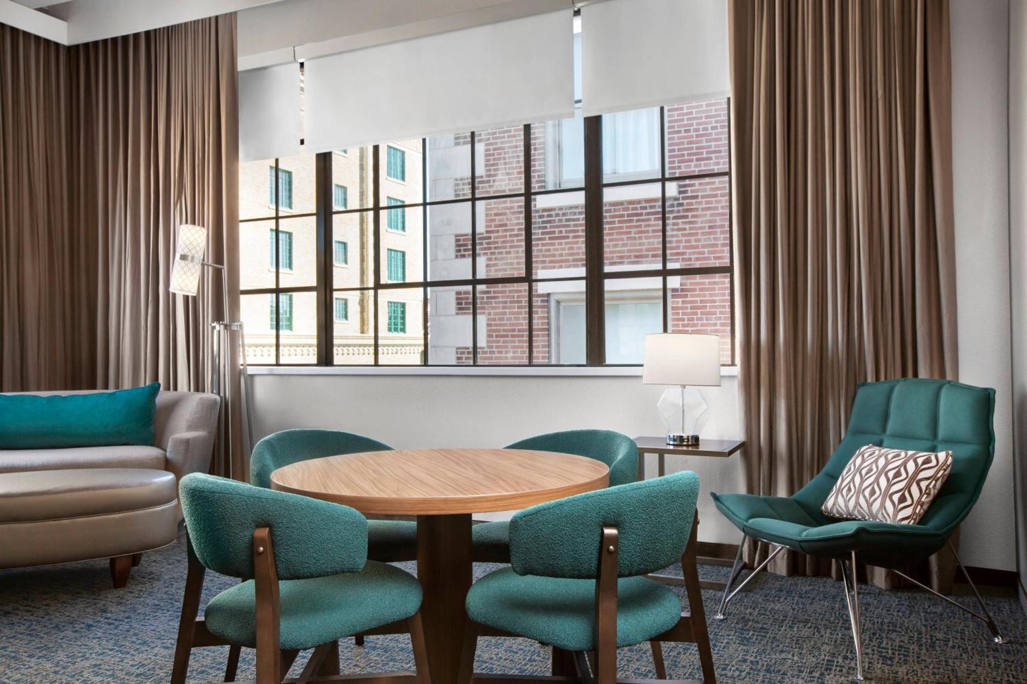 Отель Courtyard By Marriott Cape Girardeau Downtown Экстерьер фото